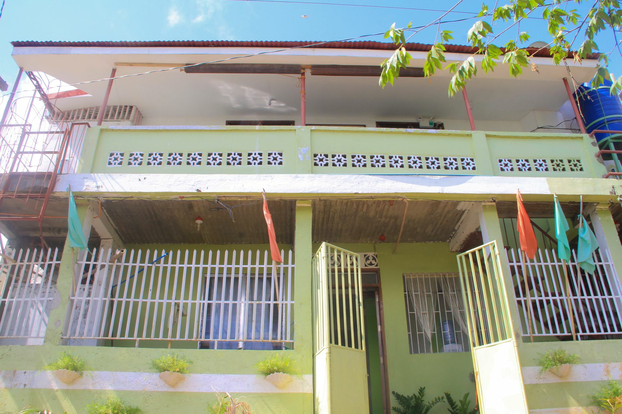 بويرتو برينسيسا Casaoro Homestay المظهر الخارجي الصورة